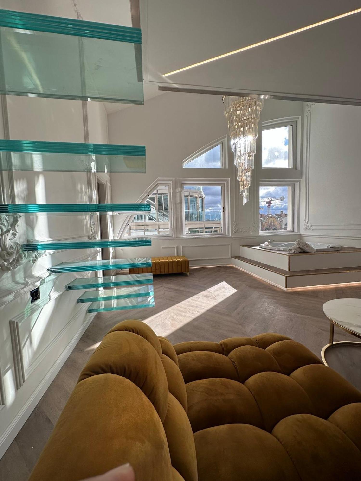 Vip Jacuzzi Luxury Apartment บูดาเปสต์ ภายนอก รูปภาพ