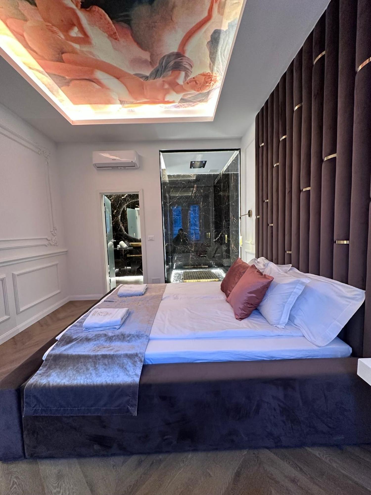 Vip Jacuzzi Luxury Apartment บูดาเปสต์ ภายนอก รูปภาพ